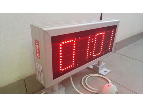 Cronometru cu LED-uri format MM:SS, 440mm x 200mm, digit 60x100, dotat cu telecomanda radio si sonerie externa